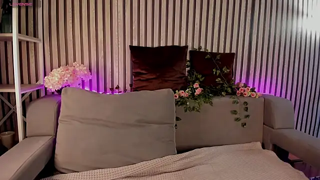 Casey Sweeet online show from 19, 5, 2026