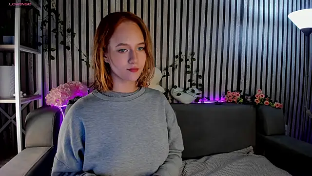 Casey Sweeet online show from 13, 7, 2026