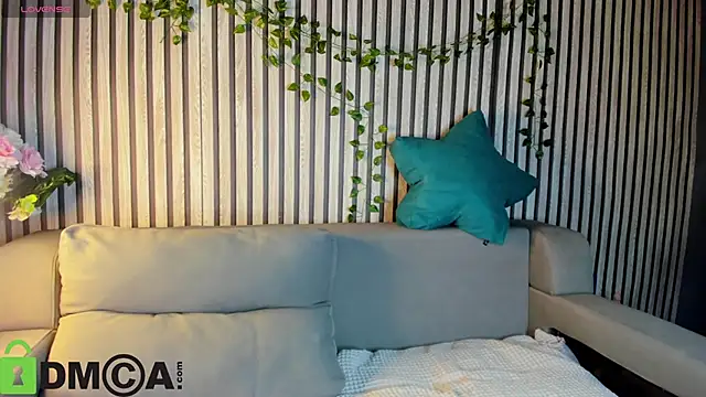 Casey Sweeet online show from 5, 12, 2025