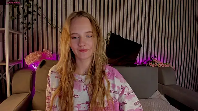 Casey Sweeet online show from 2, 6, 2026