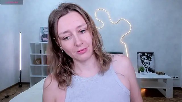 evashiny  online show from 2, 12, 2025