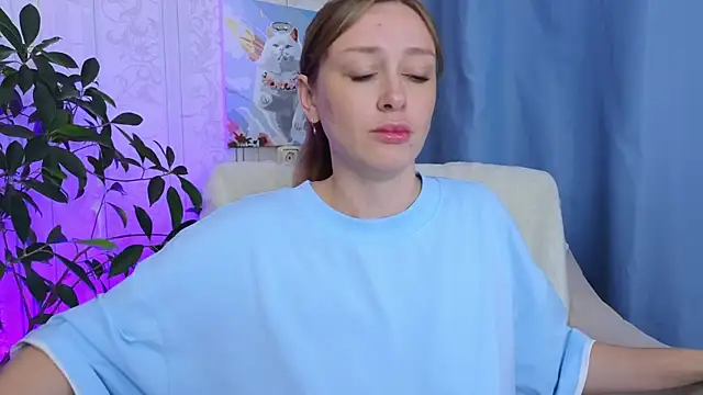 evashiny  online show from 24, 6, 2026