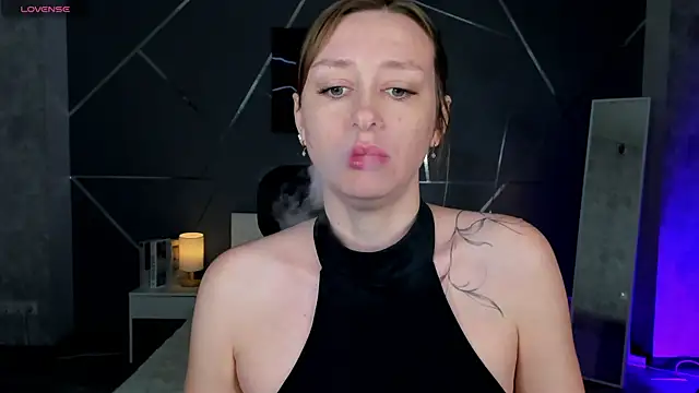 evashiny  online show from 30, 11, 2025