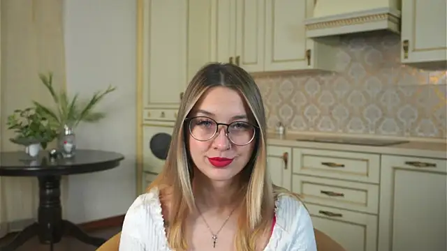 DarelleFaux online show from 30, 9, 2025