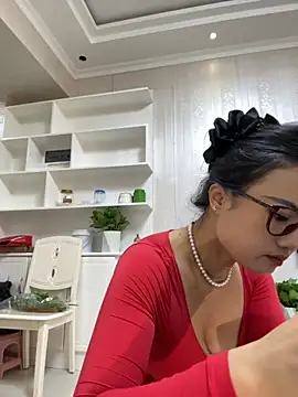 Snapshot of wen521 chatting on 4, 10, 2025 wen521 online show from 4, 10, 2025