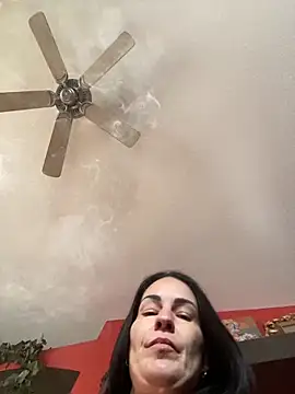 Snapshot of starsaligned chatting on 19, 12, 2025 starsaligned online show from 19, 12, 2025