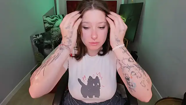 Snapshot of Sofi_Spark chatting on 24, 10, 2025 Sofi Spark online show from 24, 10, 2025