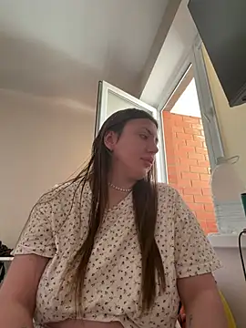 TiffaNoel online show from 23, 6, 2026