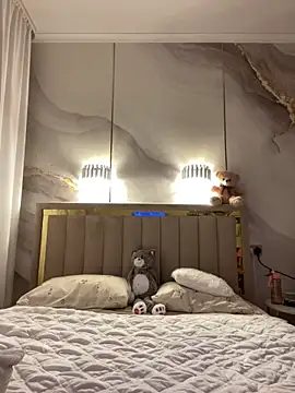 TiffaNoel online show from 26, 11, 2025