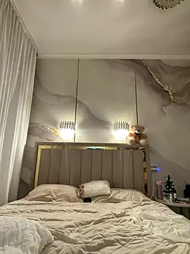 TiffaNoel online show from 7, 1, 2026