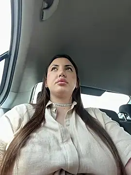 TiffaNoel online show from 13, 6, 2026
