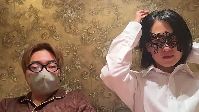 Snapshot of 21yuri27 chatting on 30, 10, 2025 21yuri27 online show from 30, 10, 2025