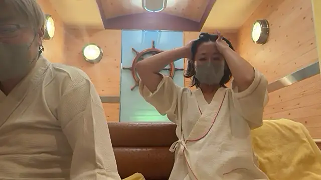 Snapshot of 21yuri27 chatting on 6, 11, 2025 21yuri27 online show from 6, 11, 2025