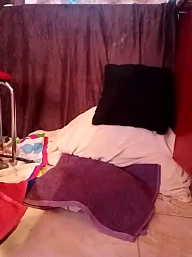 SquirtMilf00 online show from 10, 2, 2026