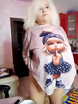 SquirtMilf00 online show from 24, 10, 2025