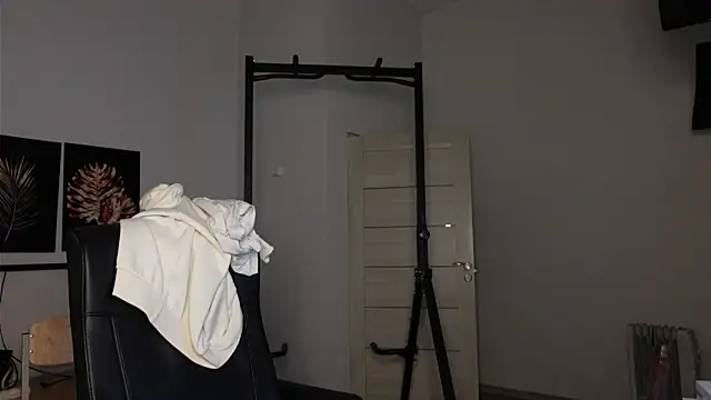 Snapshot of Mark_Karson chatting on 22, 11, 2025 Mark Karson online show from 22, 11, 2025