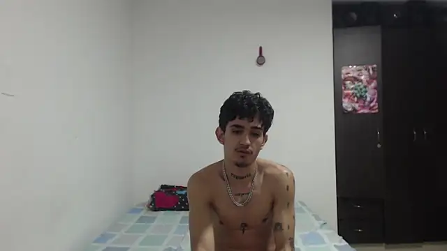 Snapshot of nextboywell1 chatting on 22, 11, 2025 nextboywell1 online show from 22, 11, 2025