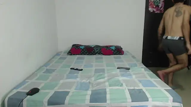 Snapshot of nextboywell1 chatting on 23, 11, 2025 nextboywell1 online show from 23, 11, 2025