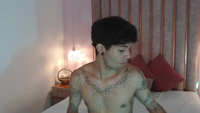 Enzo Hunter online show from 26, 9, 2025