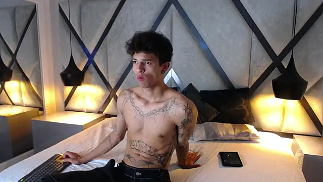 Enzo Hunter online show from 28, 10, 2025