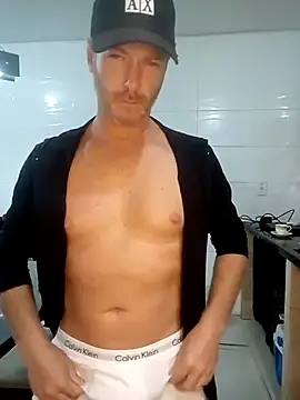 Snapshot of Loiroatv36 chatting on 16, 6, 2026 Loiroatv36 online show from 16, 6, 2026