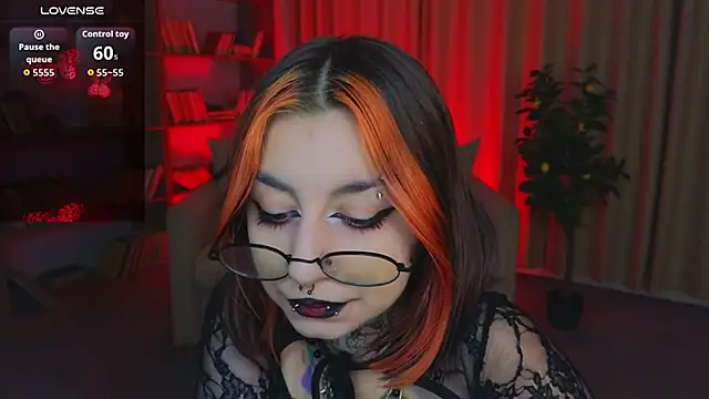 Snapshot of Mistress__Marcelline chatting on 23, 6, 2026 Mistress Marcelline online show from 23, 6, 2026