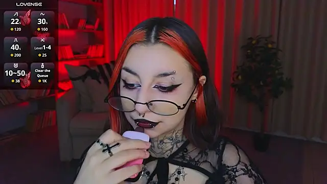 Snapshot of Mistress__Marcelline chatting on 12, 6, 2026 Mistress Marcelline online show from 12, 6, 2026