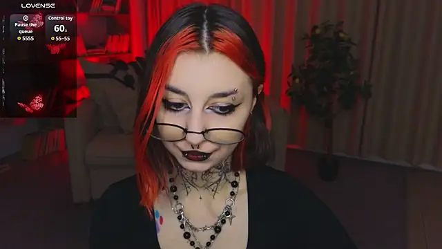 Snapshot of Mistress__Marcelline chatting on 5, 6, 2026 Mistress Marcelline online show from 5, 6, 2026