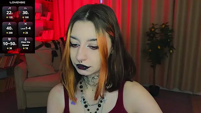 Snapshot of Mistress__Marcelline chatting on 4, 5, 2026 Mistress Marcelline online show from 4, 5, 2026