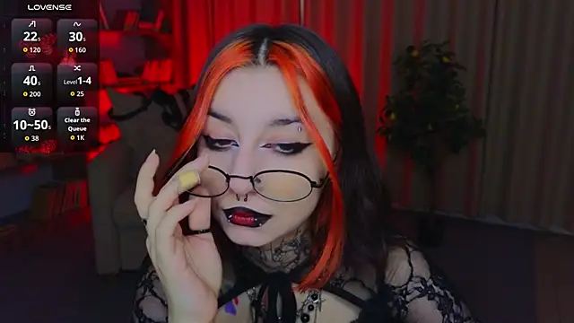 Snapshot of Mistress__Marcelline chatting on 7, 6, 2026 Mistress Marcelline online show from 7, 6, 2026