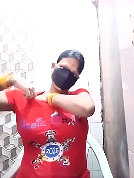 Snapshot of varnika chatting on 27, 9, 2025 varnika online show from 27, 9, 2025