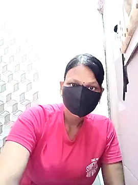 Snapshot of varnika chatting on 21, 10, 2025 varnika online show from 21, 10, 2025