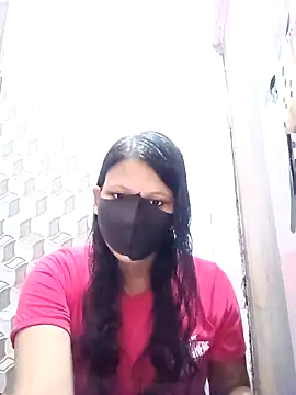 Snapshot of varnika chatting on 4, 11, 2025 varnika online show from 4, 11, 2025