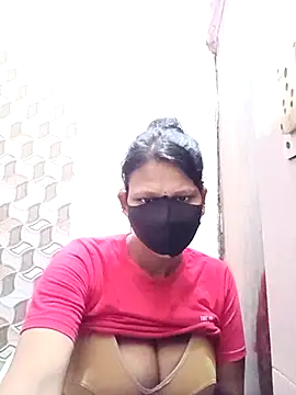 Snapshot of varnika chatting on 13, 9, 2025 varnika online show from 13, 9, 2025