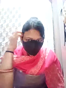 Snapshot of varnika chatting on 2, 12, 2025 varnika online show from 2, 12, 2025