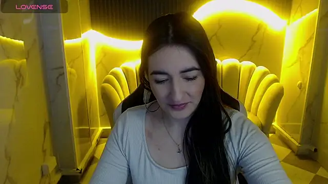 Soffi betacur b online show from 28, 9, 2025
