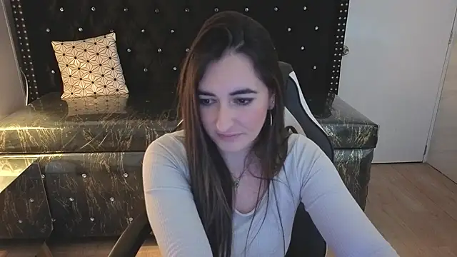 Soffi betacur b online show from 9, 9, 2025