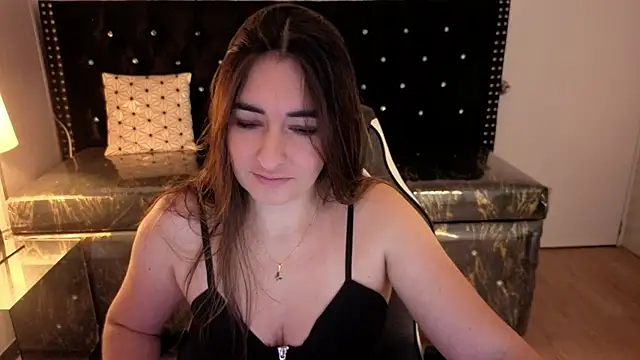 Soffi betacur b online show from 14, 9, 2025