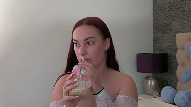 Candy Babe  online show from 31, 10, 2025