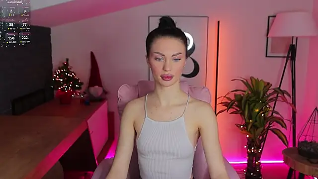 Snapshot of Cherry___Kiss chatting on 17, 12, 2025 Cherry Kiss online show from 17, 12, 2025