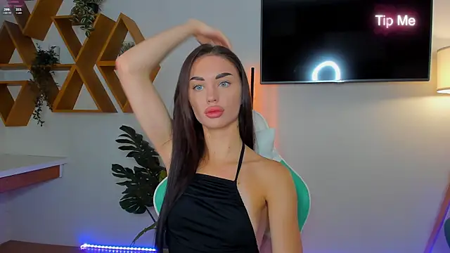 Snapshot of Cherry___Kiss chatting on 5, 5, 2026 Cherry Kiss online show from 5, 5, 2026