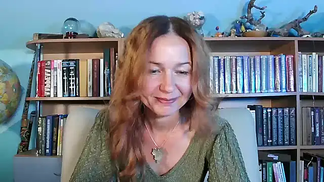 Snapshot of Foxilady357 chatting on 26, 9, 2025 Foxilady357 online show from 26, 9, 2025