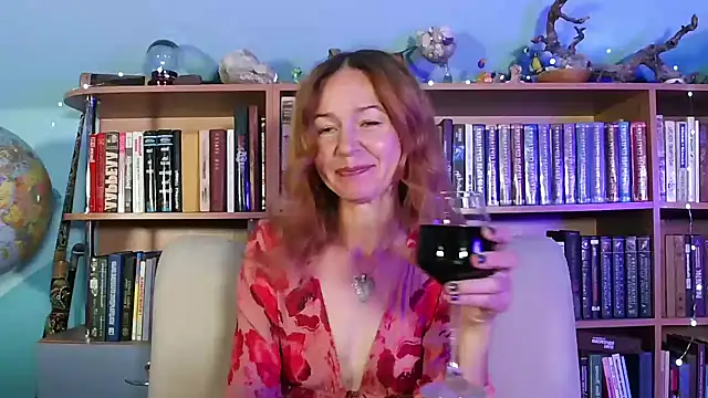 Snapshot of Foxilady357 chatting on 2, 10, 2025 Foxilady357 online show from 2, 10, 2025