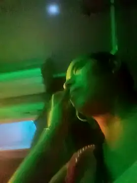 Valenn fernandez online show from 12, 9, 2025