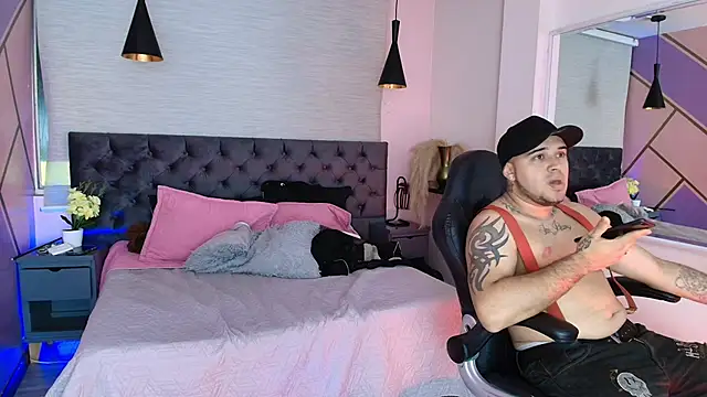 YiingandYang online show from 6, 11, 2025