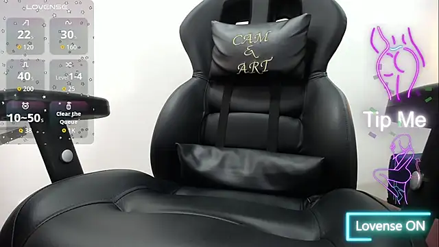 Snapshot of Taboo-AliyahRyan chatting on 16, 10, 2025 Taboo-AliyahRyan online show from 16, 10, 2025