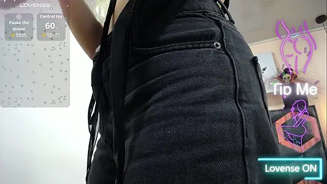 Snapshot of Taboo-AliyahRyan chatting on 31, 10, 2025 Taboo-AliyahRyan online show from 31, 10, 2025