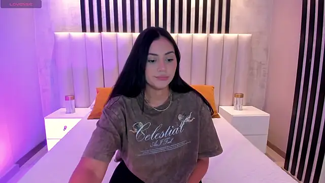 AmbarJames  online show from 11, 2, 2026