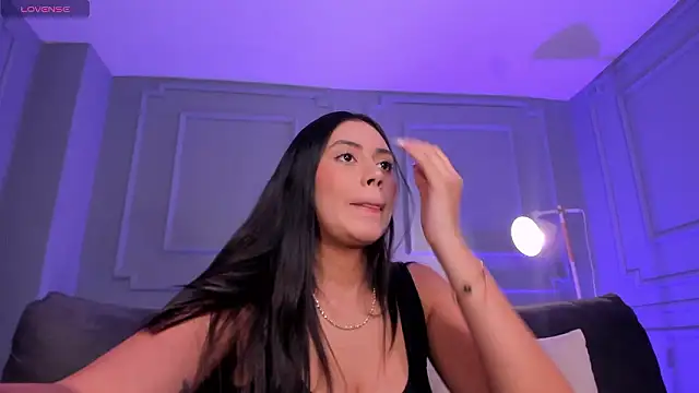 AmbarJames  online show from 2, 2, 2026