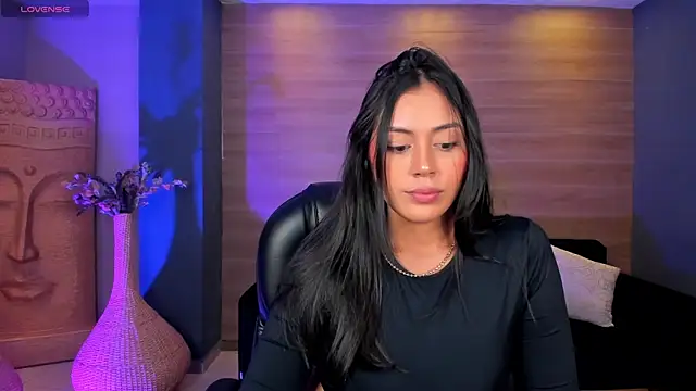 AmbarJames  online show from 24, 11, 2025